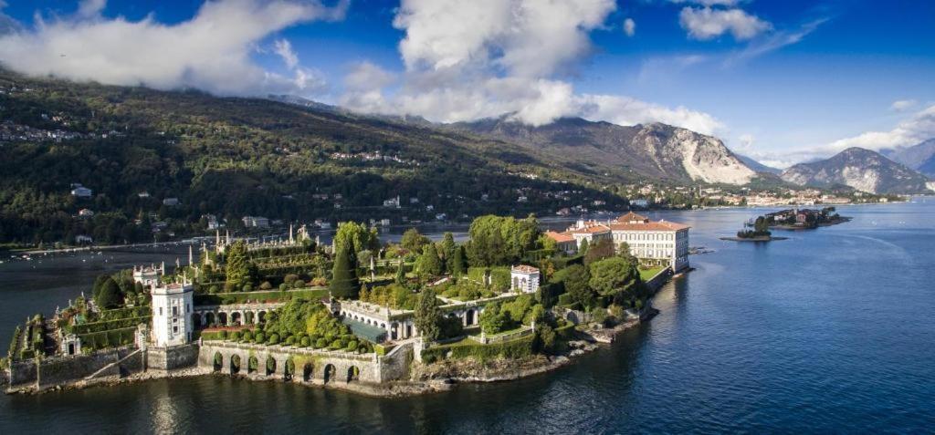 Isola Bella Apartments - Via Villa 28 ストレーザ エクステリア 写真